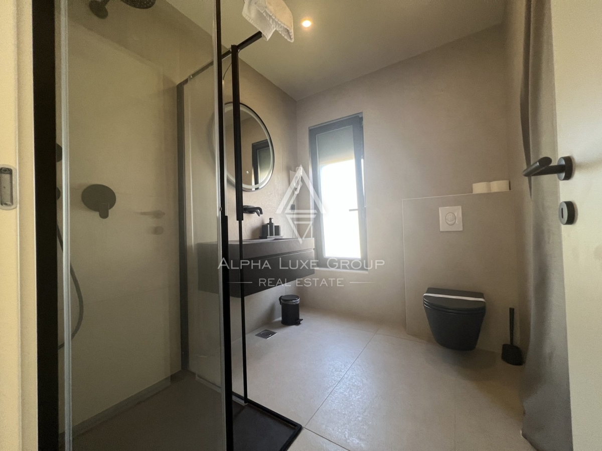 Poreč (7 km): Nuova casa in vendita vicino al mare!