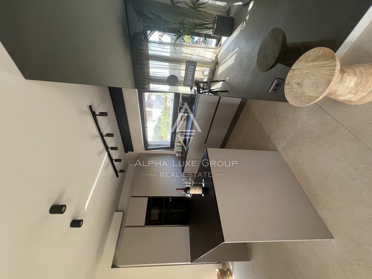 Poreč (7 km): Nuova casa in vendita vicino al mare!