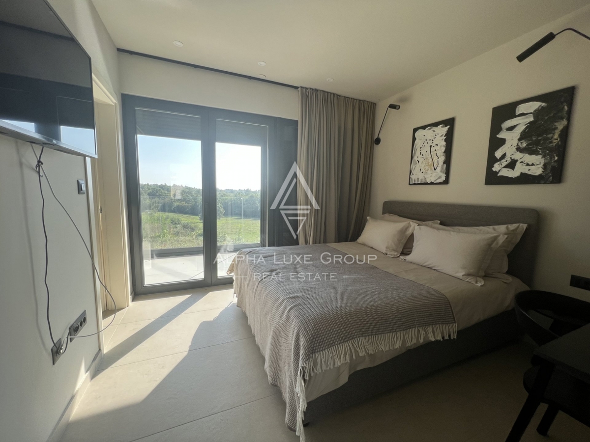 Poreč (7 km): Nuova casa in vendita vicino al mare!