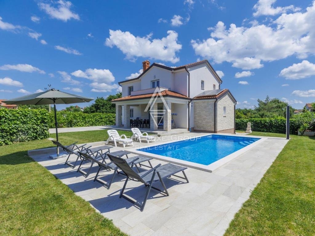 Bella casa con piscina, Istria, Parenzo