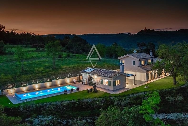 Istria, Grožnjan, Villa di lusso isolata con vista panoramica