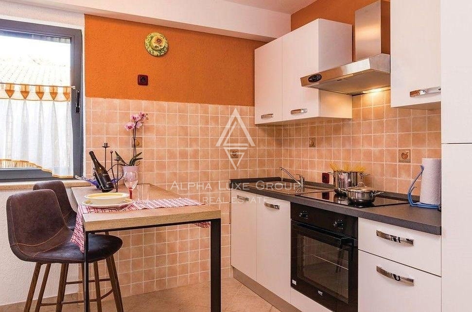 Bella casa con due unità abitative e piscina, Istria, Svetvinčenat