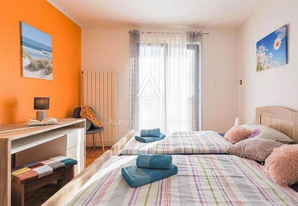 Bella casa con due unità abitative e piscina, Istria, Svetvinčenat
