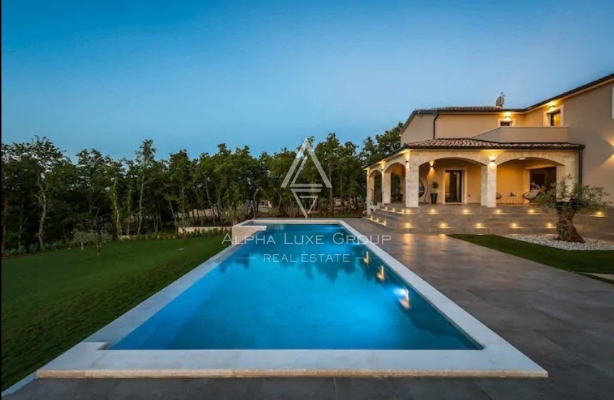 Bella villa con piscina, Istria, Vižinada