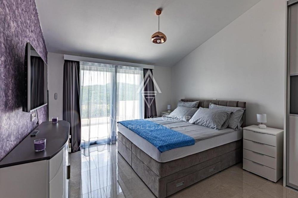 Villa indipendente con piscina, Istria, Labin