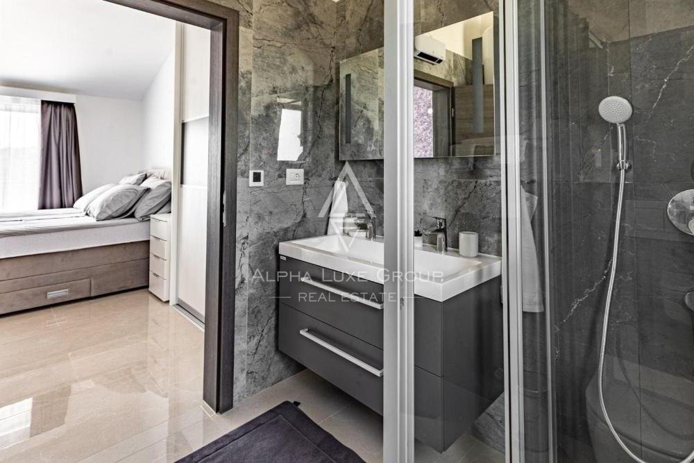 Villa indipendente con piscina, Istria, Labin