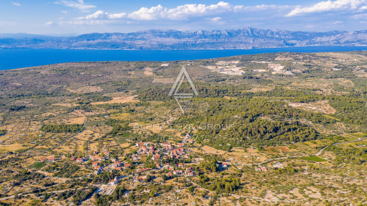 Brač, Dalmazia : Splendida villa in pietra con piscina