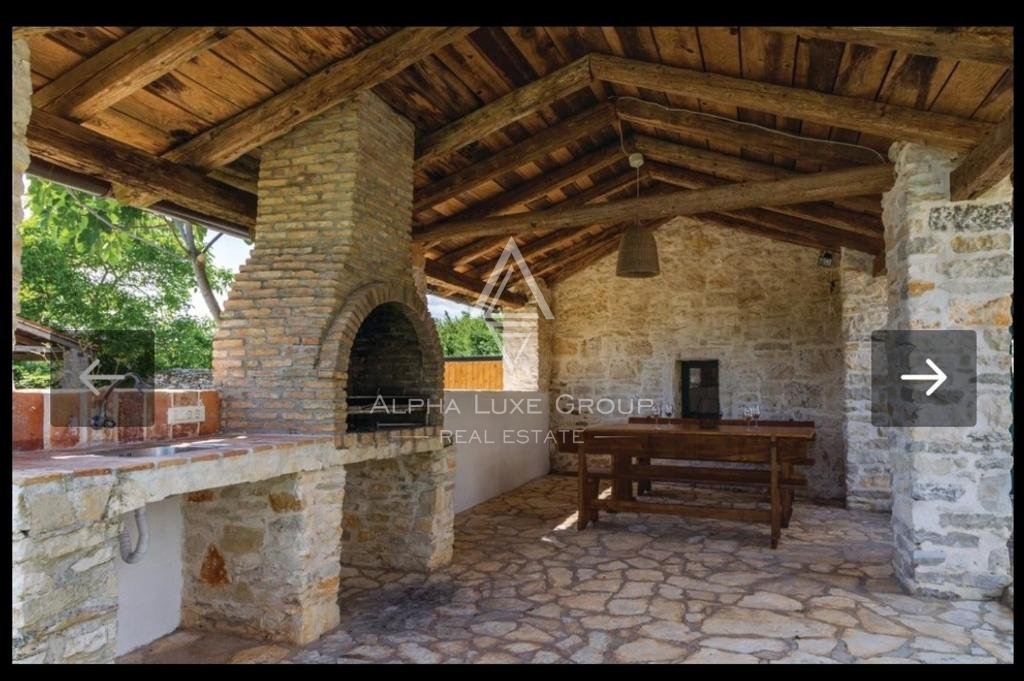Villa in pietra ristrutturata con piscina, Istria, Barban