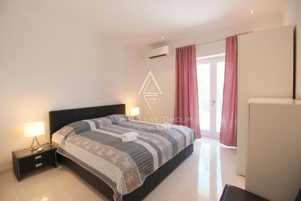 Bella villa con ampio giardino e piscina, Istria, Parenzo