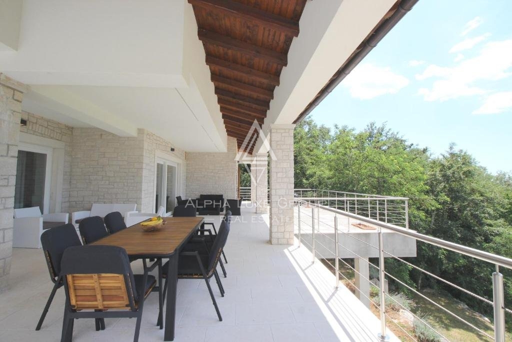 Bella villa con ampio giardino e piscina, Istria, Parenzo