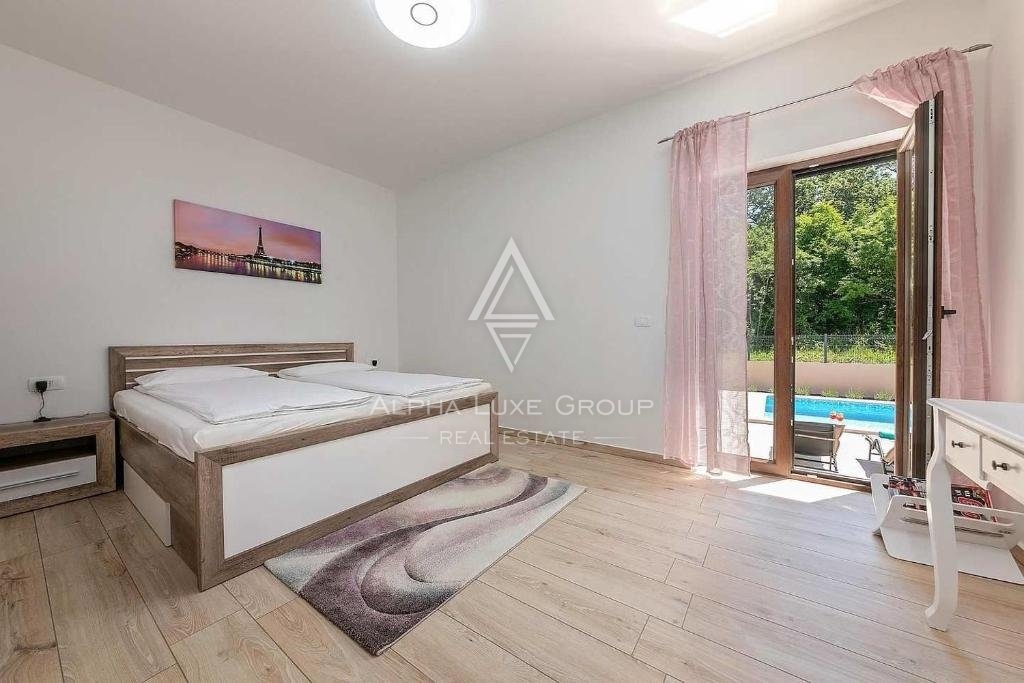 Casa moderna con piscina e vista aperta, Istria, Labin