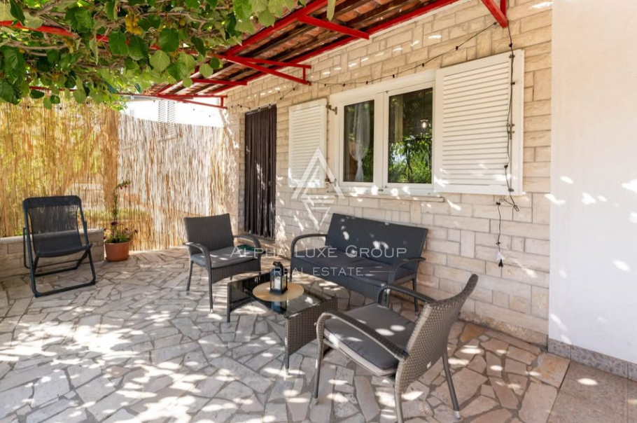 Istria, Splendida casa con 2 appartamenti e vista mare