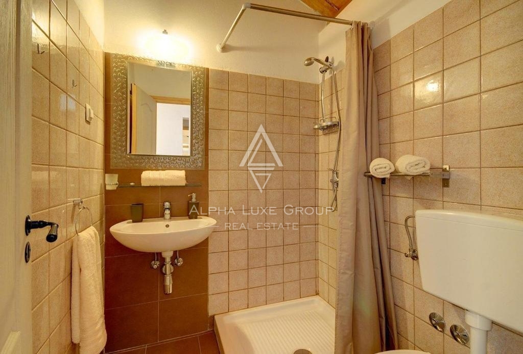 Gračišće, Istria – Bella casa in pietra con piscina