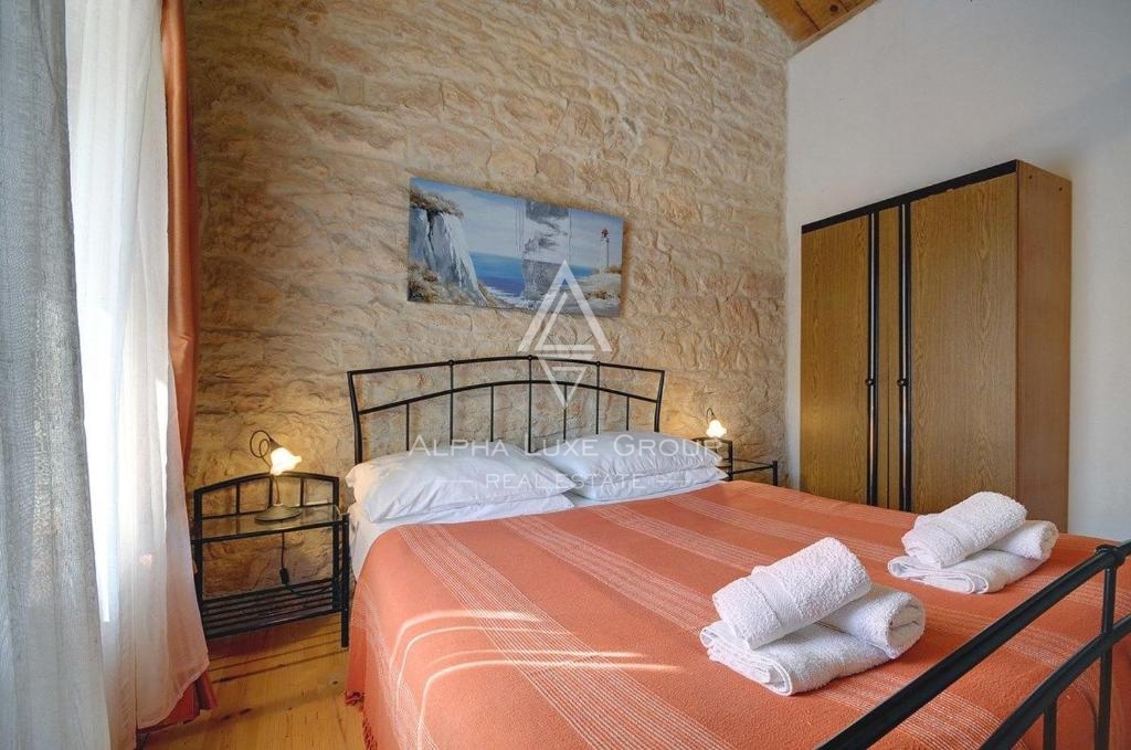 Gračišće, Istria – Bella casa in pietra con piscina