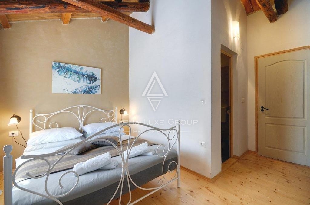 Gračišće, Istria – Bella casa in pietra con piscina