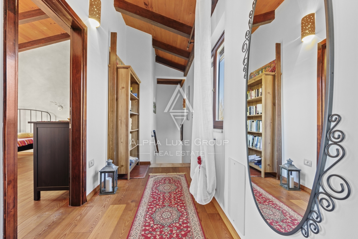 Brtonigla, Istria – Affascinante villa in pietra vista mare