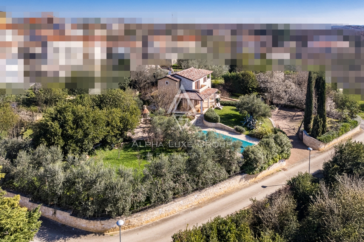 Brtonigla, Istria – Affascinante villa in pietra vista mare