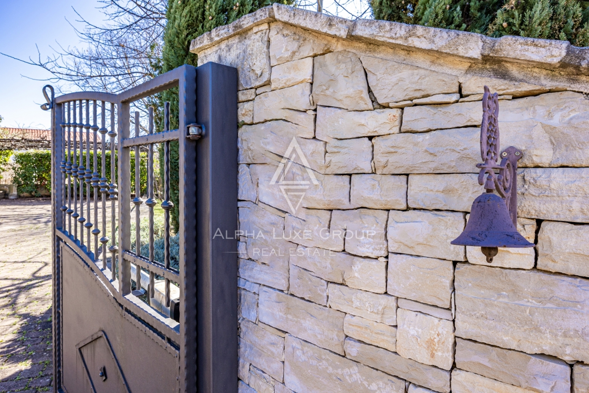 Brtonigla, Istria – Affascinante villa in pietra vista mare