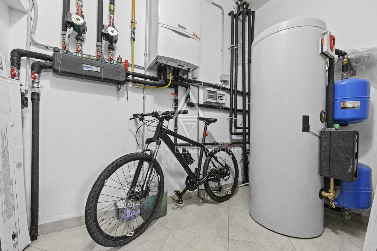 Brtonigla, Istria – Affascinante villa in pietra vista mare