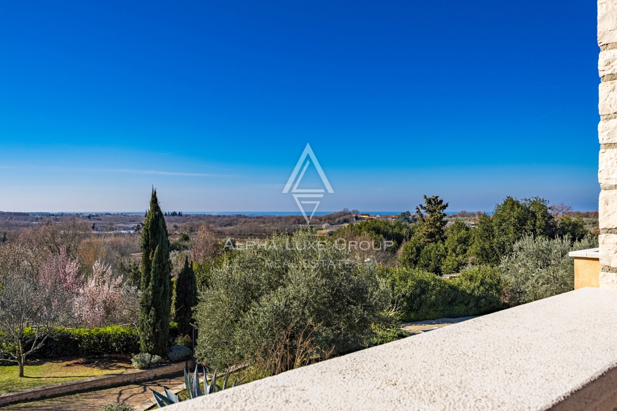 Brtonigla, Istria – Affascinante villa in pietra vista mare