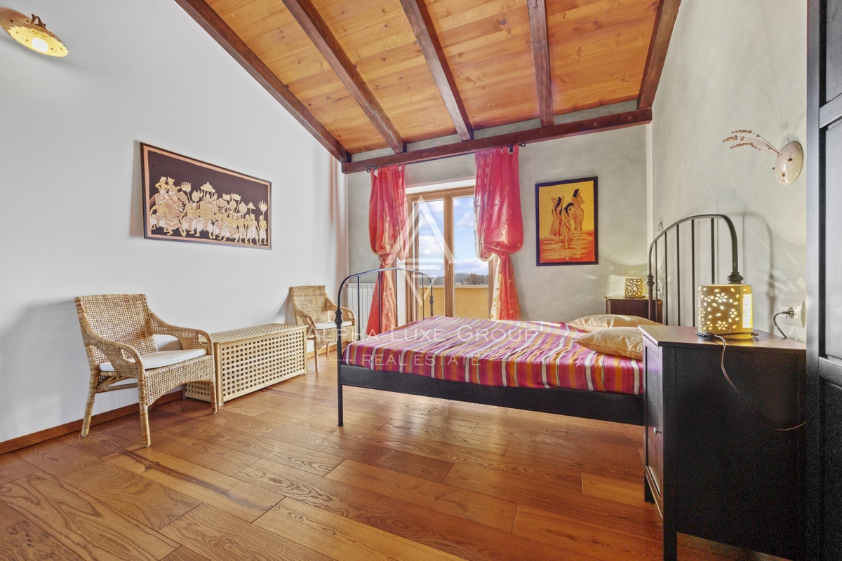 Brtonigla, Istria – Affascinante villa in pietra vista mare