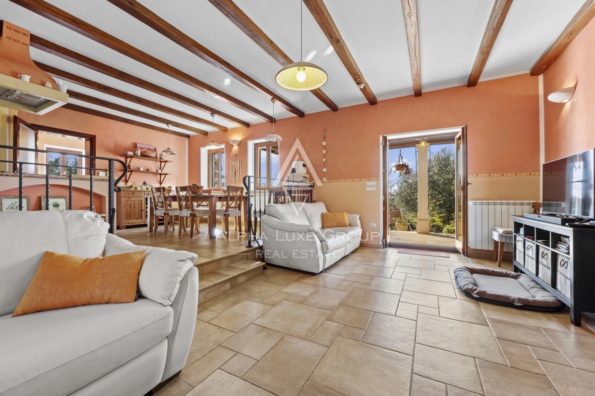 Brtonigla, Istria – Affascinante villa in pietra vista mare