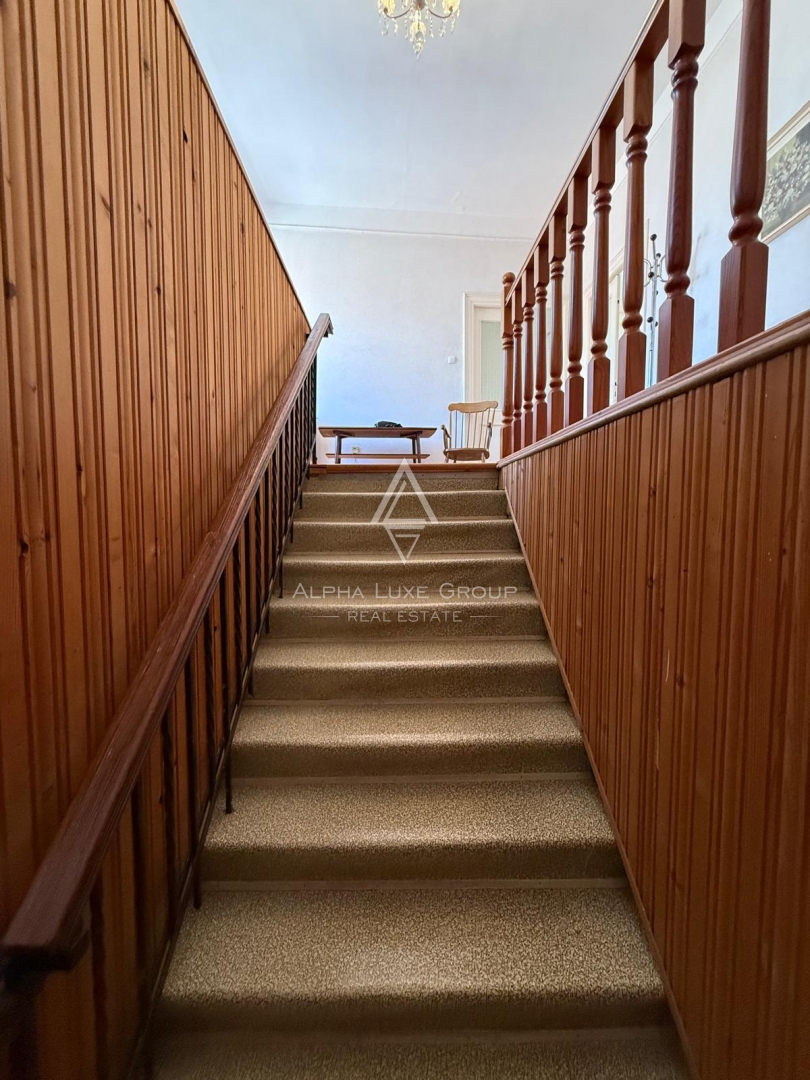 Istria, Brtonigla: Ampio appartamento vista mare in centro