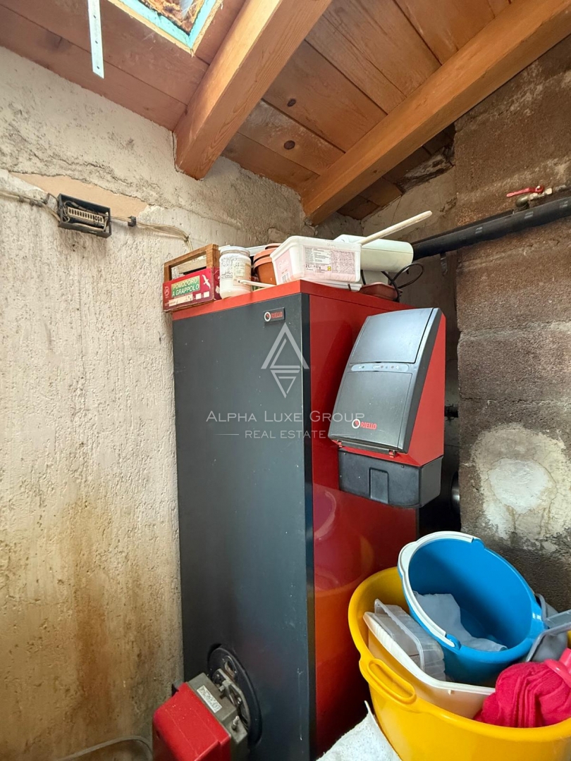 Istria, Brtonigla: Ampio appartamento vista mare in centro