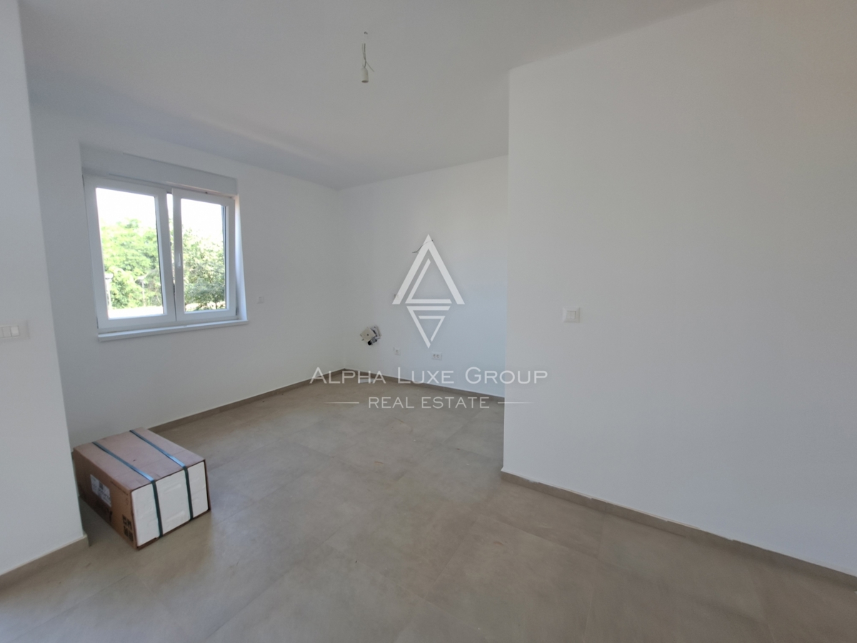 Parenzo, Istria: Moderno appartamento al piano T in vendita