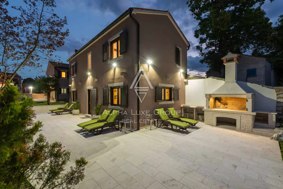 Istria, Pićan: Tenuta con 3 ville su ampio lotto