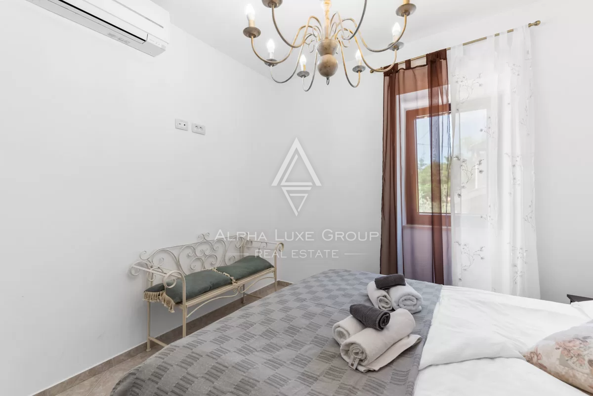 Istria, Pićan: Tenuta con 3 ville su ampio lotto