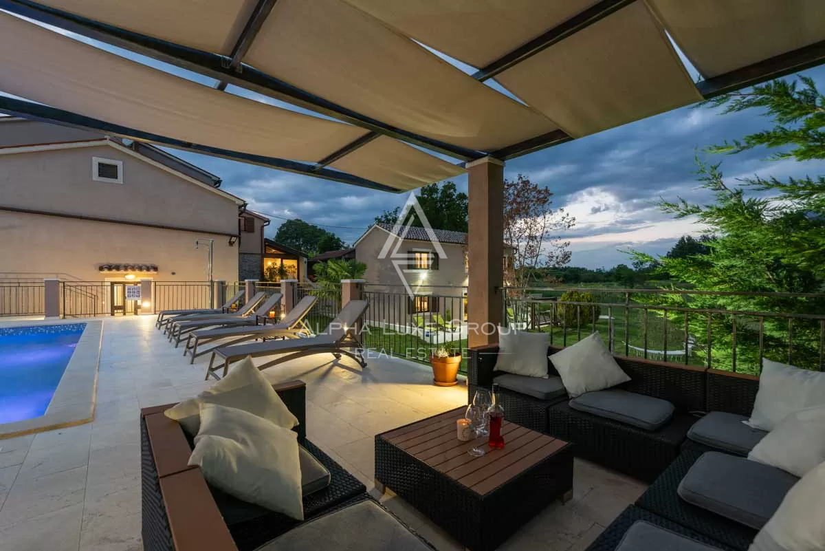 Istria, Pićan: Tenuta con 3 ville su ampio lotto