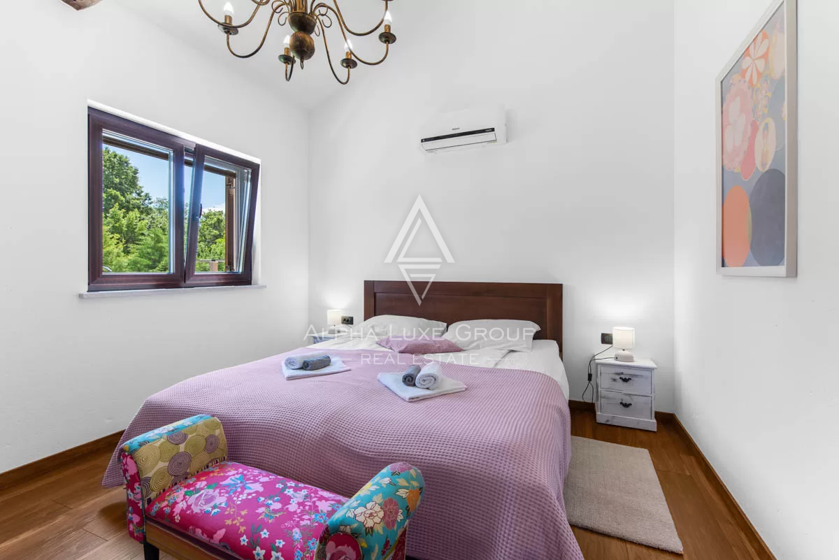 Istria, Pićan: Tenuta con 3 ville su ampio lotto