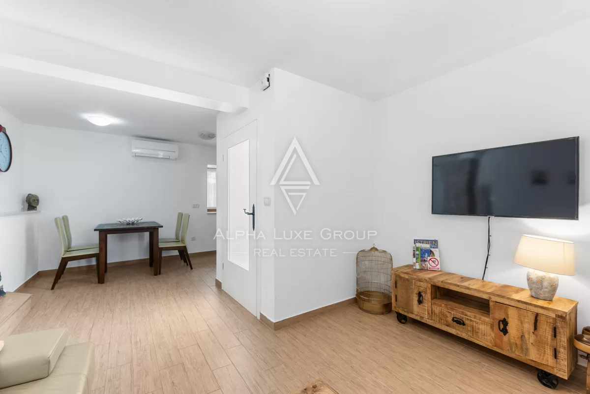 Istria, Pićan: Tenuta con 3 ville su ampio lotto