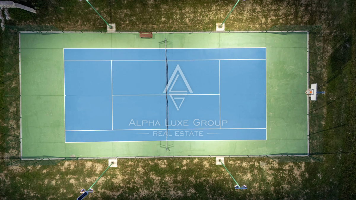 Istria, Pićan: Tenuta con 3 ville su ampio lotto