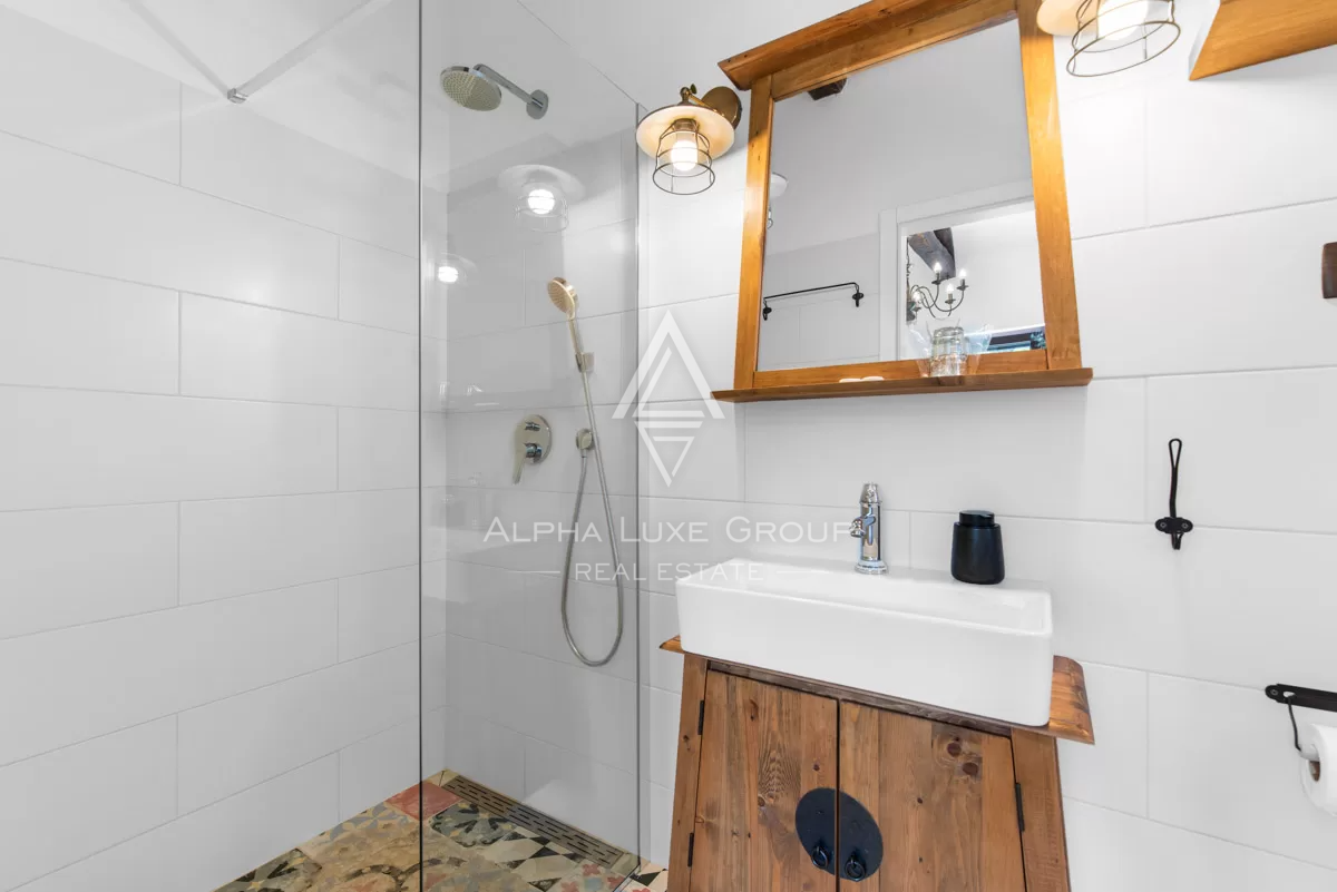 Istria, Pićan: Tenuta con 3 ville su ampio lotto