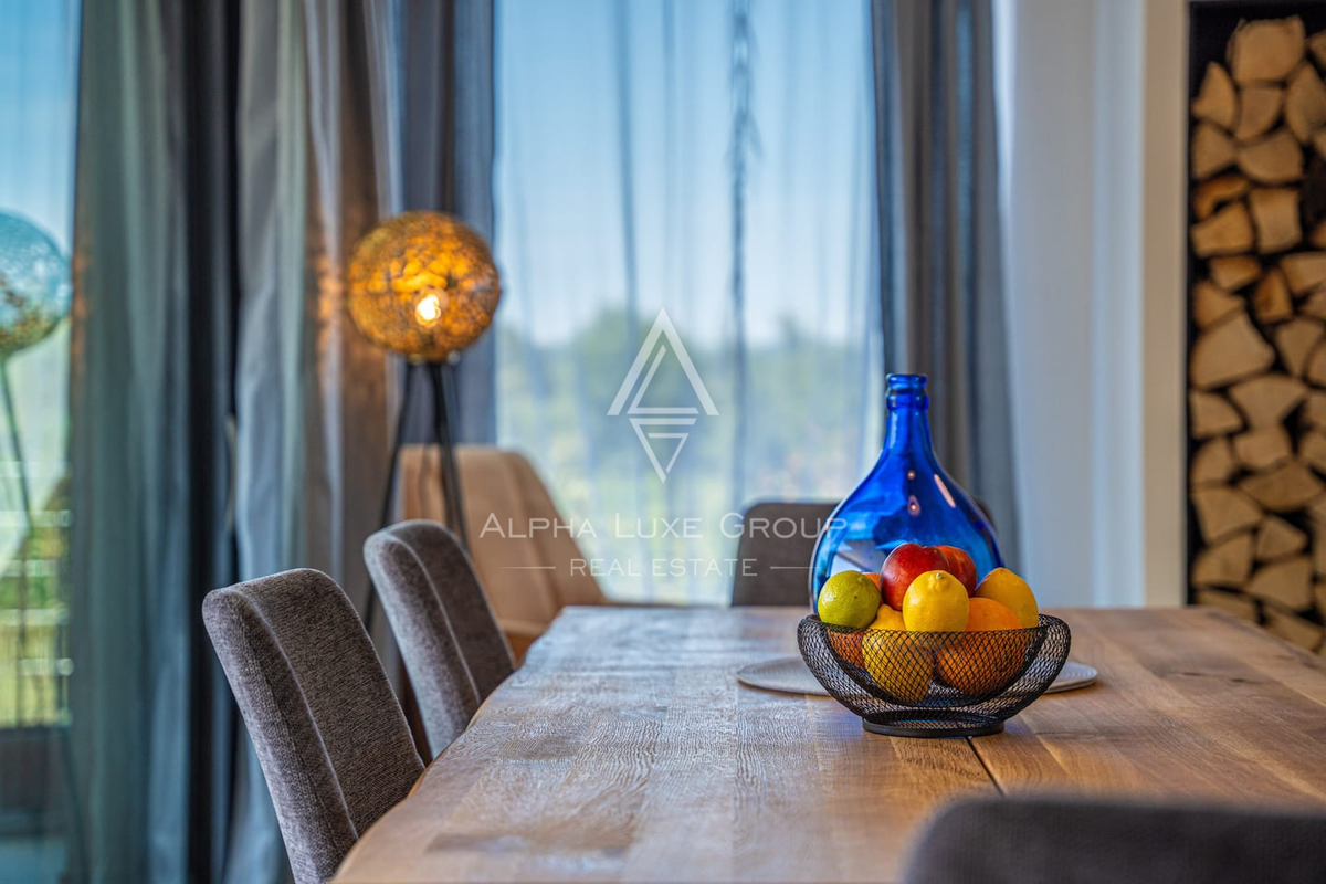 Istria, Labin: Casa affascinante con piscina