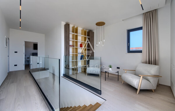 Istria, Labin: Casa moderna con piscina e tennis