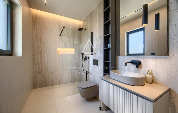 Istria, Labin: Casa moderna con piscina e tennis