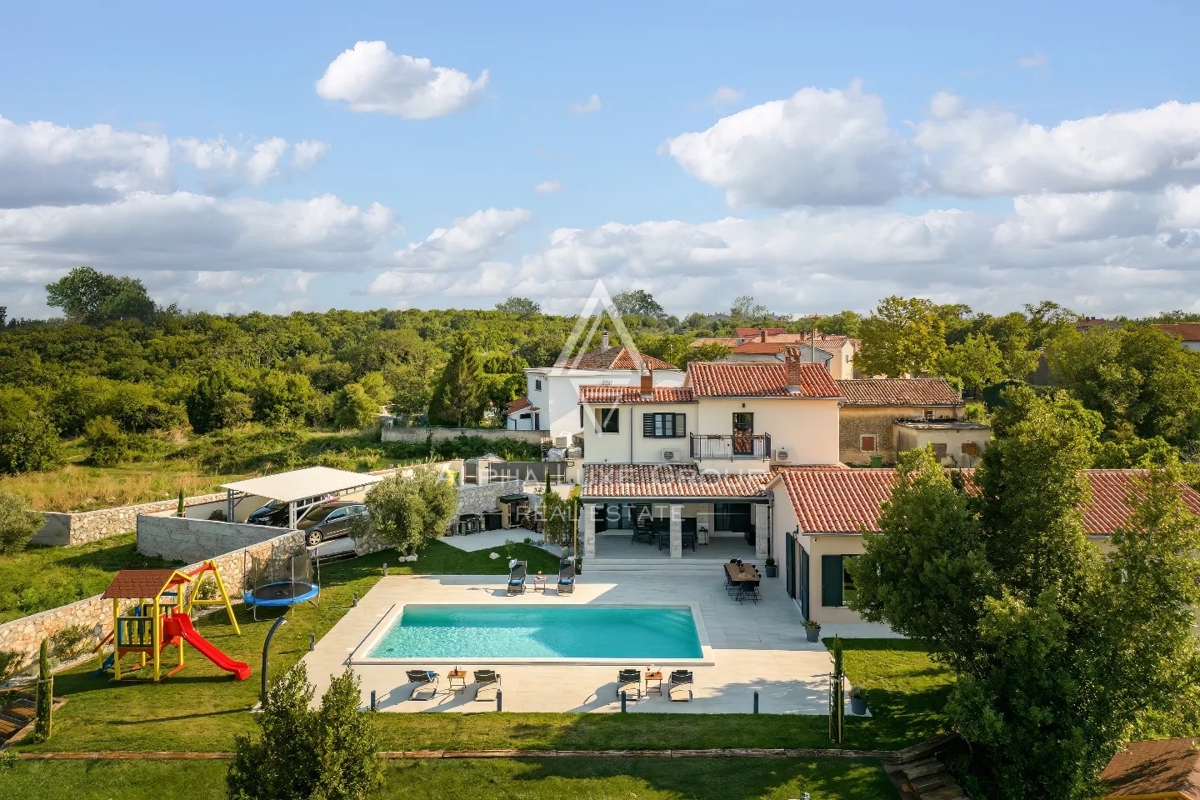 Istria, Labin – Elegante villa di lusso con vista