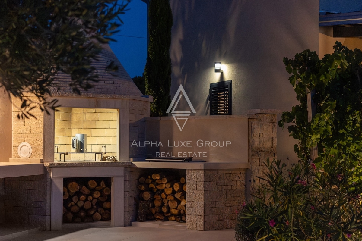 Istria, Labin – Elegante villa di lusso con vista