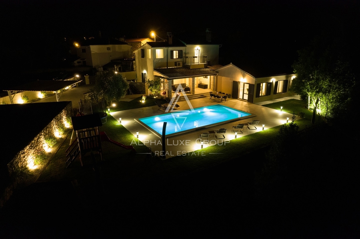 Istria, Labin – Elegante villa di lusso con vista