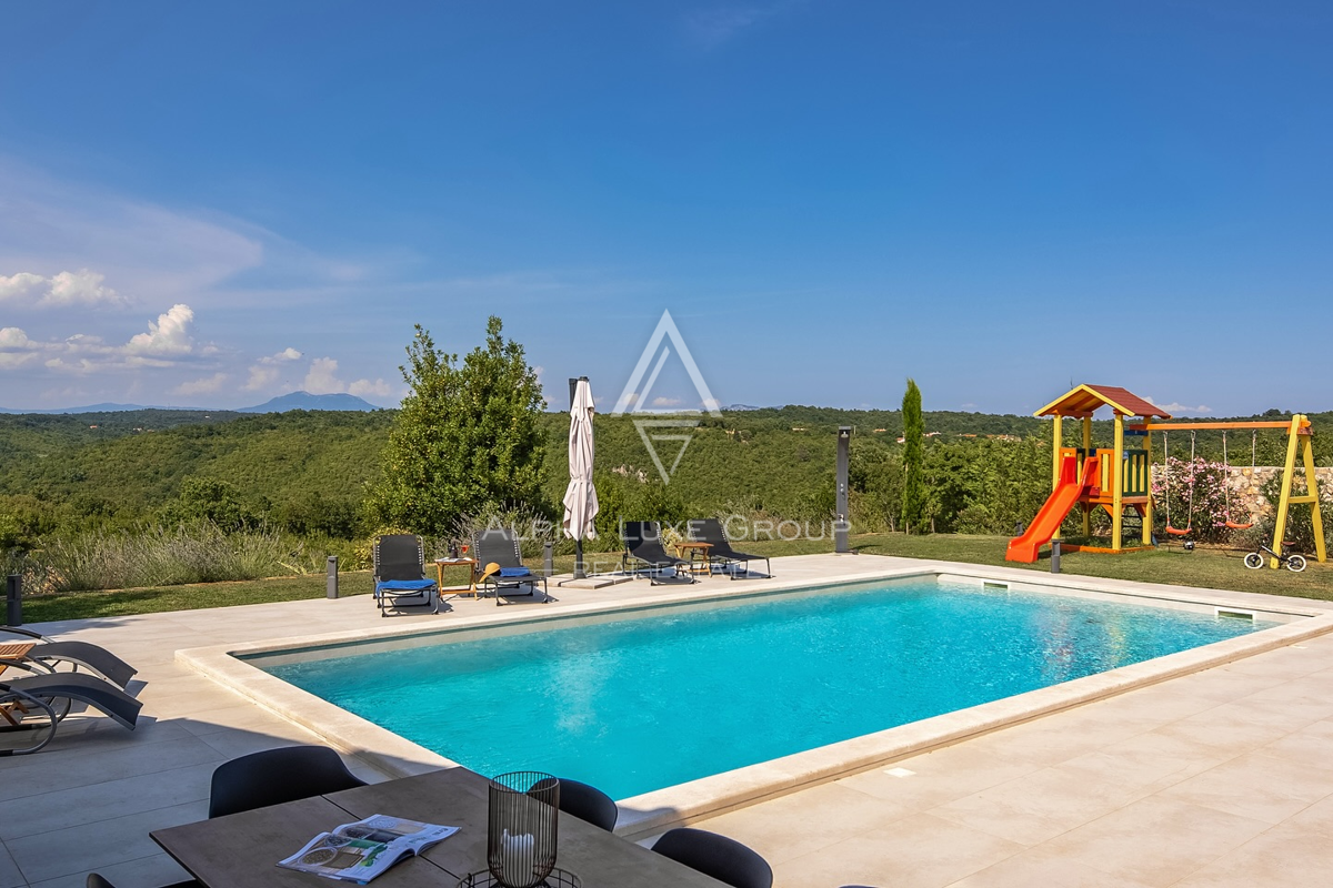 Istria, Labin – Elegante villa di lusso con vista