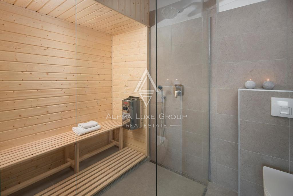 Istria, Vodnjan: Villa moderna con piscina