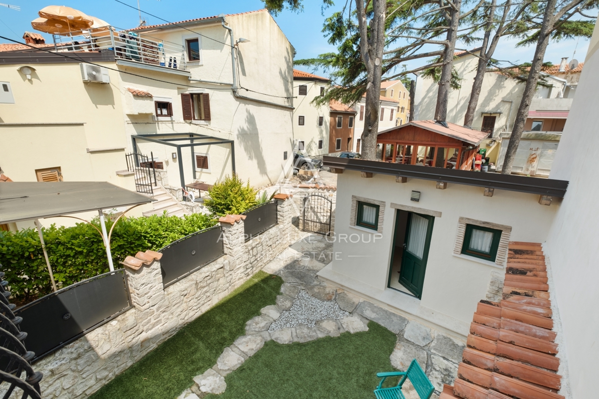 Istria, Novigrad – Casa ristrutturata vicino al mare