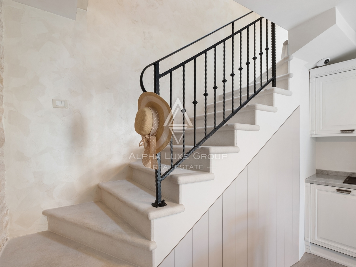 Istria, Novigrad – Casa ristrutturata vicino al mare