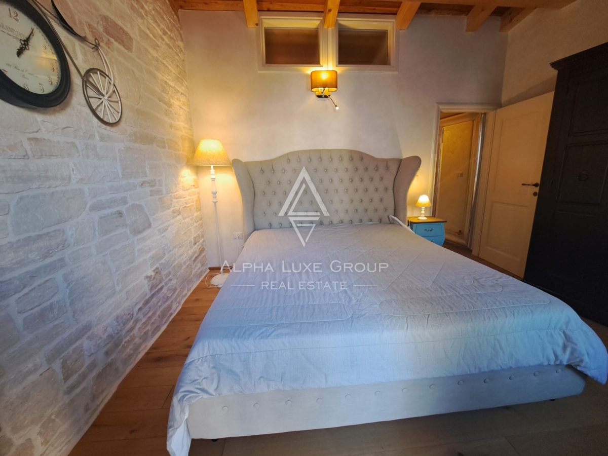 Istria, Novigrad – Casa ristrutturata vicino al mare