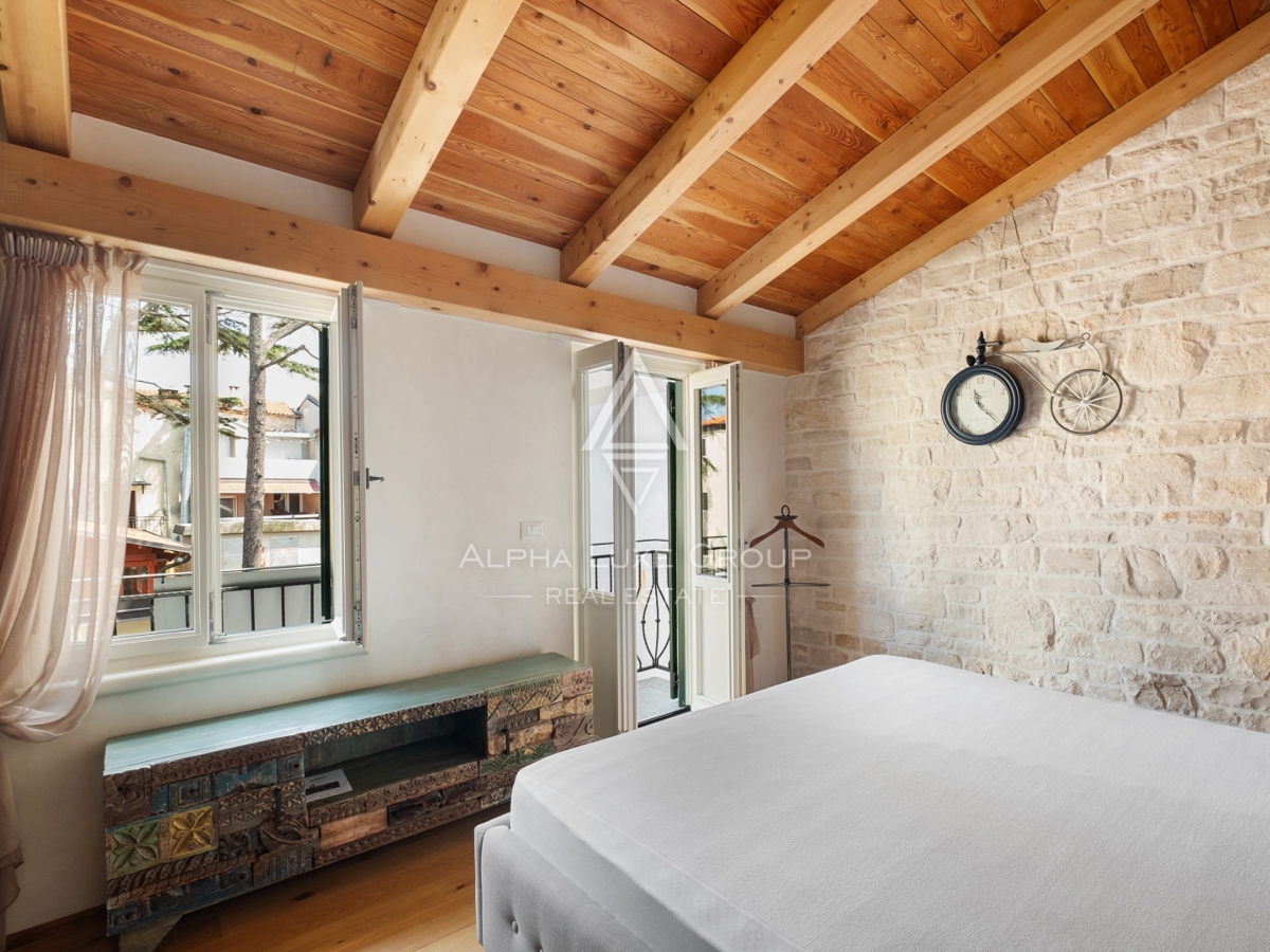 Istria, Novigrad – Casa ristrutturata vicino al mare