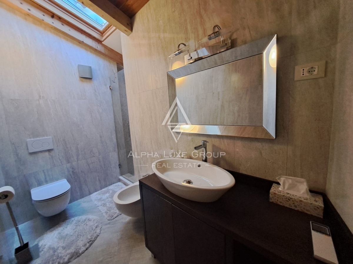 Istria, Novigrad – Casa ristrutturata vicino al mare