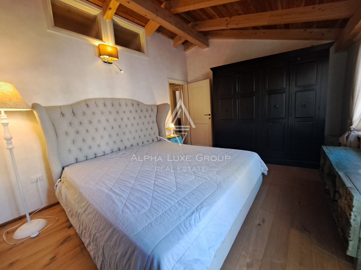 Istria, Novigrad – Casa ristrutturata vicino al mare